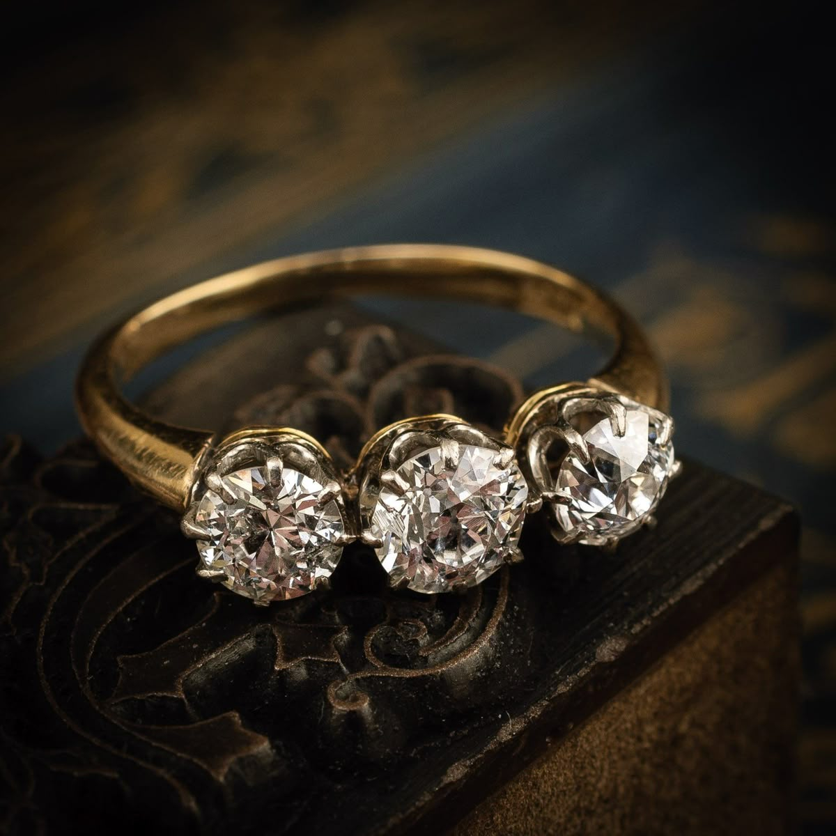 Anello trilogy: significato e occasioni per regalarlo