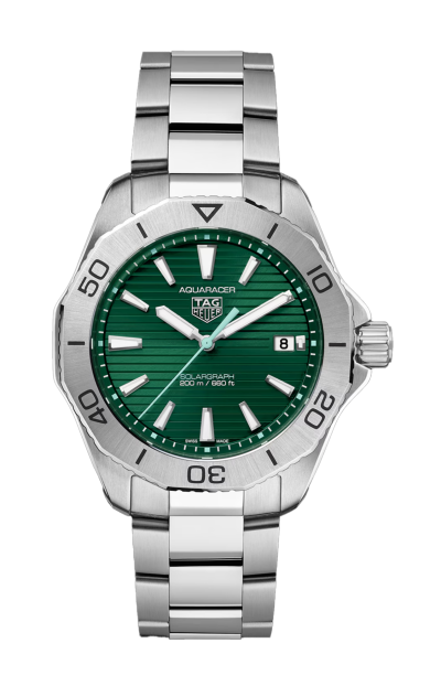 Accedi agli orologi della collezione TAG HEUER AQUARACER