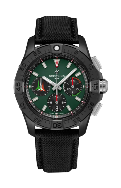 Accedi agli orologi della collezione AVENGER