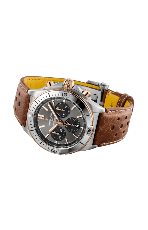 CHRONOMAT B01 42 TRIUMPH - TB0134101M1X1