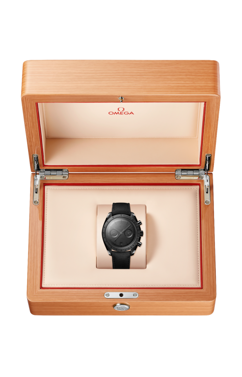 Accedi alla scheda di Omega SPEEDMASTER DARK SIDE OF THE MOON 44,25 MM, CERAMICA NERA SU TESSUTO E NYLON - 310.92.44.51.01.003