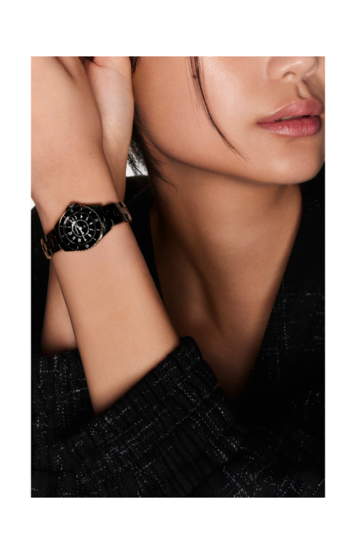 Accedi alla scheda di Chanel J12, 28 MM - H10133