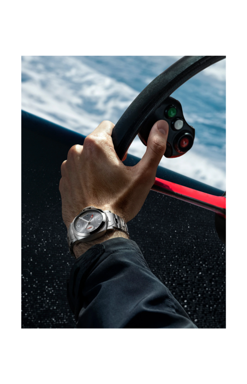 Accedi alla scheda di Panerai LUMINOR LUNA ROSSA GMT - PAM01791