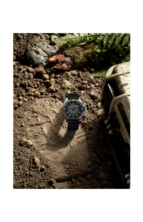 Accedi alla scheda di Panerai SUBMERSIBLE NAVY SEALS - PAM01738