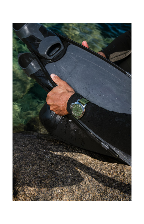 Accedi alla scheda di Panerai LUMINOR 42 MM - PAM01711